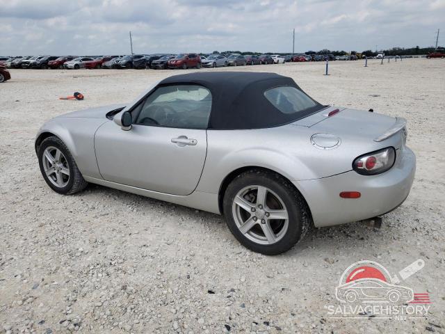 JM1NC25F260105363 2006 MAZDA MX5 photo no. 2