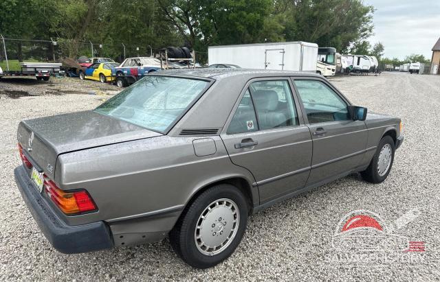 WDBDA28D3HF401681 1987 MERCEDES-BENZ 190-CLASS photo no. 4