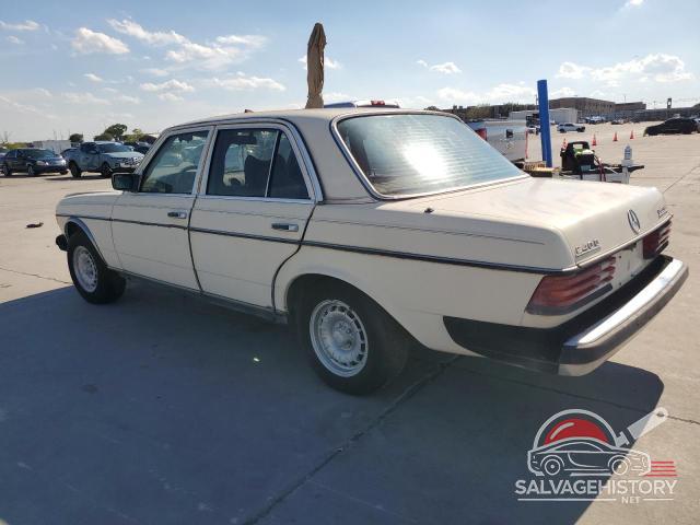 WDBAB23A2BB275535 1981 MERCEDES-BENZ 240-CLASS photo no. 2
