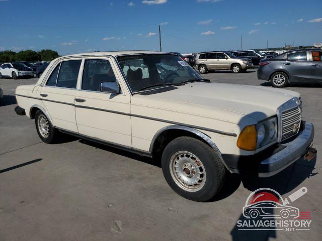 WDBAB23A2BB275535 1981 MERCEDES-BENZ 240-CLASS photo no. 4