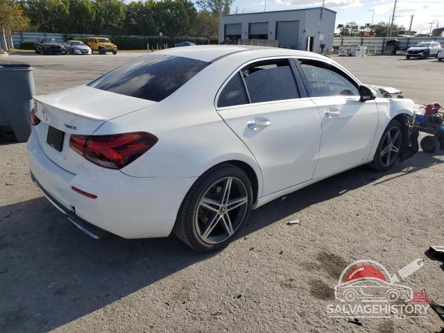 WDD3G4FB0KW012406 2019 MERCEDES-BENZ A-CLASS photo no. 3