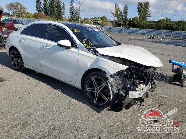 WDD3G4FB0KW012406 2019 MERCEDES-BENZ A-CLASS photo no. 4