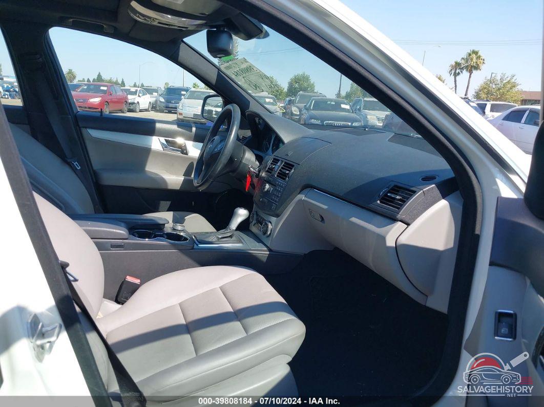 WDDGF54X38F044509 2008 MERCEDES-BENZ C 300 photo no. 5