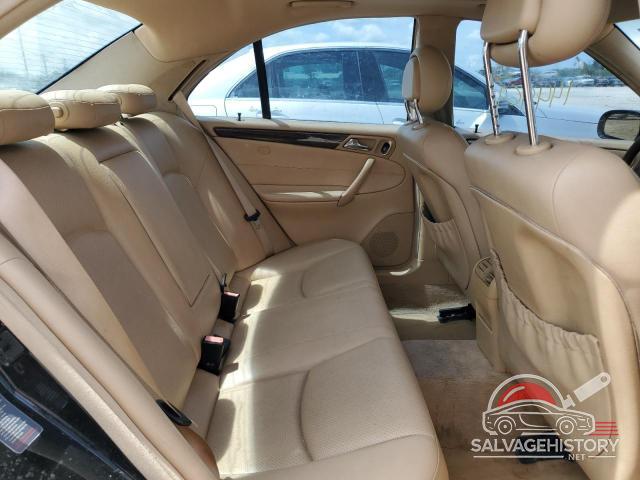 WDBRF61J43A504712 2003 MERCEDES-BENZ C-CLASS photo no. 10