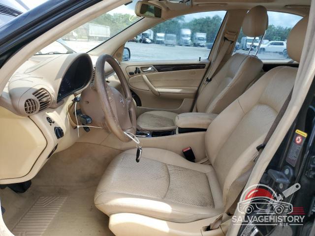 WDBRF61J43A504712 2003 MERCEDES-BENZ C-CLASS photo no. 7