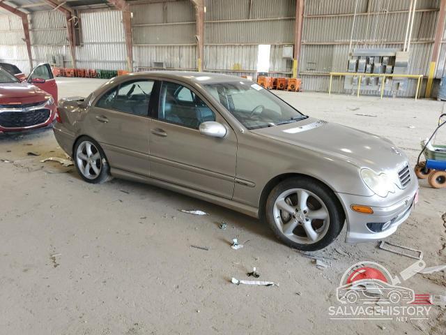 WDBRF52H86E021274 2006 MERCEDES-BENZ C-CLASS photo no. 4