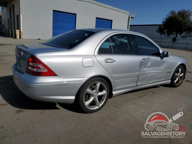 WDBRF52HX6A887050 2006 MERCEDES-BENZ C-CLASS photo no. 3