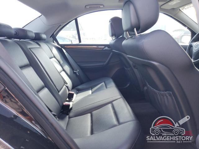 WDBRF52H07F913224 2007 MERCEDES-BENZ C-CLASS photo no. 10