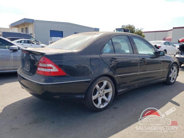 WDBRF52H07F913224 2007 MERCEDES-BENZ C-CLASS photo no. 3