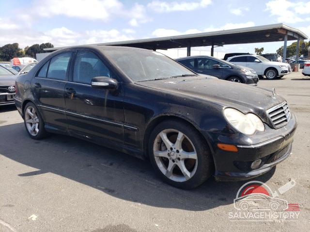WDBRF52H07F913224 2007 MERCEDES-BENZ C-CLASS photo no. 4