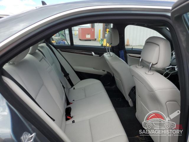 WDDGF8BB4CR212884 2012 MERCEDES-BENZ C-CLASS photo no. 10