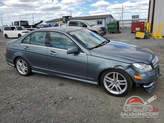 WDDGF8BB4CR212884 2012 MERCEDES-BENZ C-CLASS photo no. 4