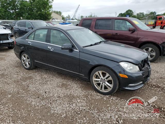 WDDGF8BB9CF897711 2012 MERCEDES-BENZ C-CLASS photo no. 4