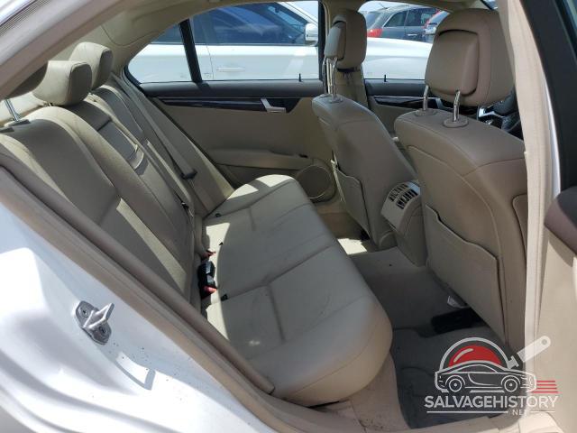 WDDGF4HB8DR266609 2013 MERCEDES-BENZ C-CLASS photo no. 10