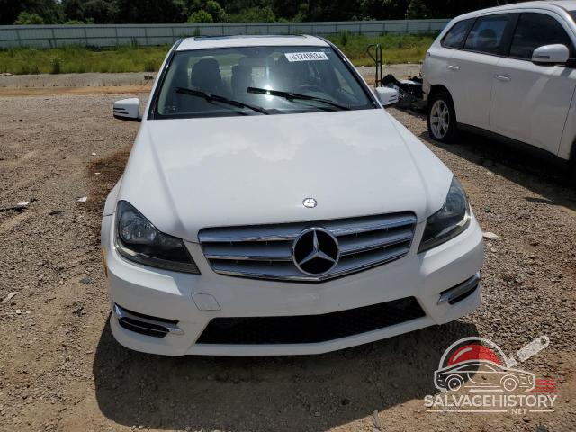 WDDGF4HB8DR266609 2013 MERCEDES-BENZ C-CLASS photo no. 5