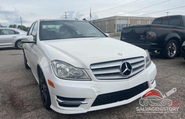 WDDGF8AB8DR258737 2013 MERCEDES-BENZ C-CLASS photo no. 21