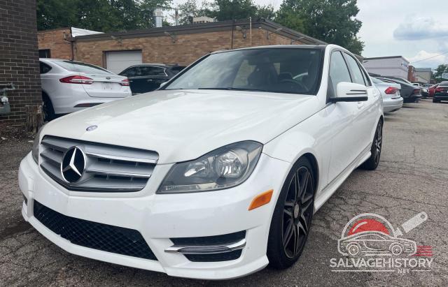 WDDGF8AB8DR258737 2013 MERCEDES-BENZ C-CLASS photo no. 2