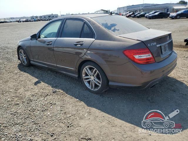 WDDGF4HB0EA901077 2014 MERCEDES-BENZ C-CLASS photo no. 2