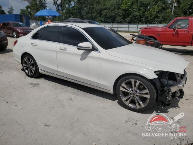 55SWF4JB2HU218257 2017 MERCEDES-BENZ C-CLASS photo no. 4