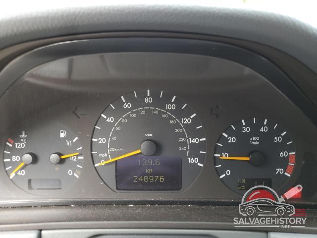 WDBJF65J4YB131308 2000 MERCEDES-BENZ E-CLASS photo no. 9