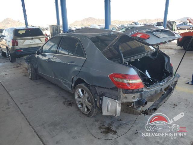 WDDHF5KB1DA718398 2013 MERCEDES-BENZ E-CLASS photo no. 2