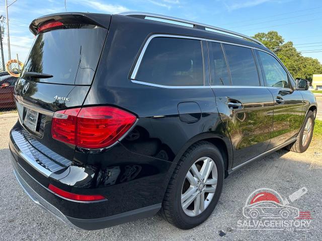 4JGDF7CE2DA208859 2013 MERCEDES-BENZ GL-CLASS photo no. 4