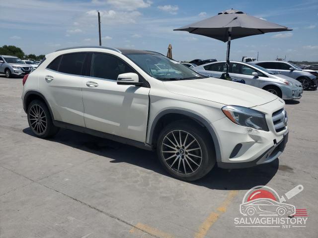 WDCTG4EB3FJ139711 2015 MERCEDES-BENZ GLA-CLASS photo no. 4