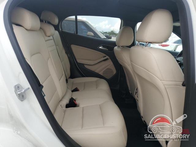 WDCTG4EB1HJ314878 2017 MERCEDES-BENZ GLA-CLASS photo no. 10