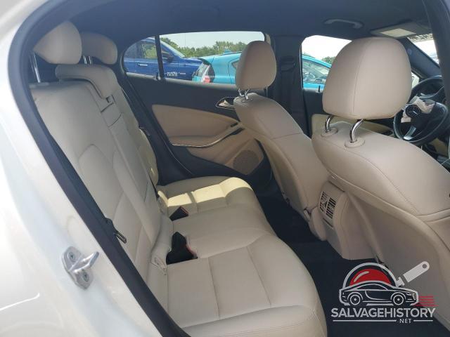 WDCTG4GB5HJ286418 2017 MERCEDES-BENZ GLA-CLASS photo no. 10
