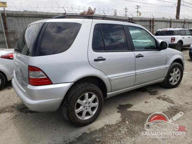 4JGAB72E3YA208357 2000 MERCEDES-BENZ M-CLASS photo no. 3
