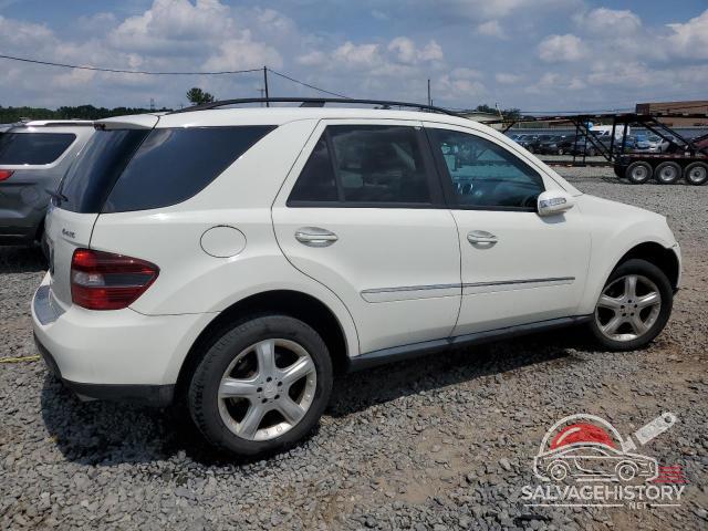 4JGBB86E18A364403 2008 MERCEDES-BENZ M-CLASS photo no. 3