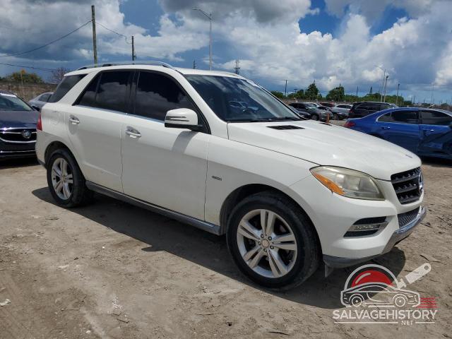 4JGDA5HB8CA002042 2012 MERCEDES-BENZ M-CLASS photo no. 4
