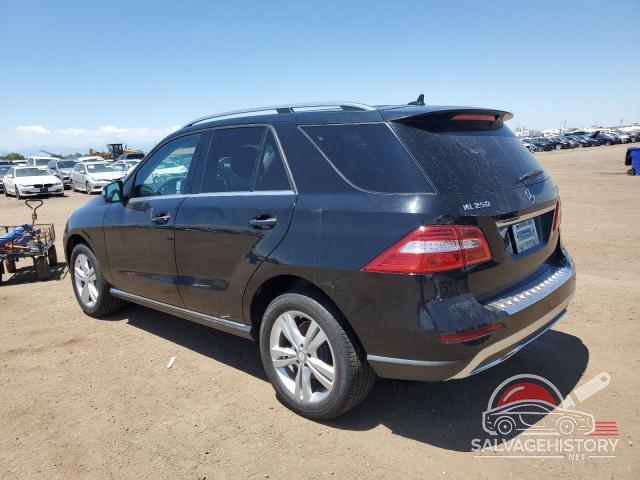 4JGDA0EB8FA471319 2015 MERCEDES-BENZ M-CLASS photo no. 2