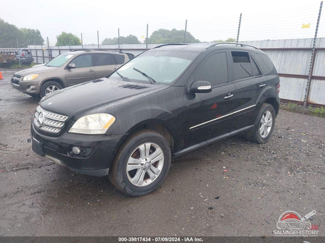4JGBB86E18A361176 2008 MERCEDES-BENZ ML 350 photo no. 2