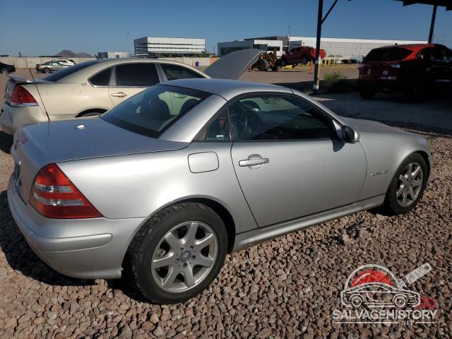 WDBKK49F82F241384 2002 MERCEDES-BENZ SLK-CLASS photo no. 3