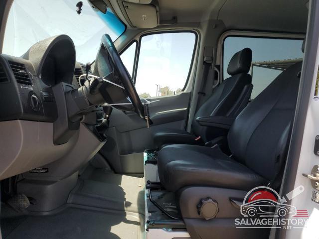 WDZPE7CD7HP534574 2017 MERCEDES-BENZ SPRINTER photo no. 7