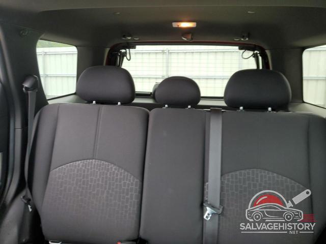4M2CN9B72AKJ29080 2010 MERCURY MARINER photo no. 10