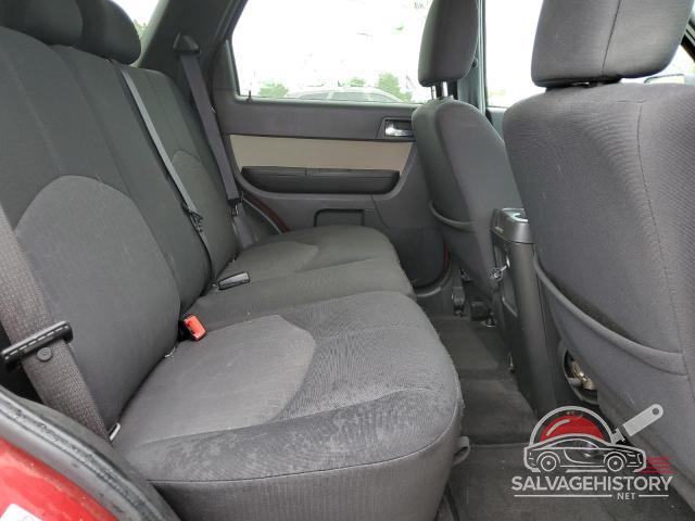 4M2CN9B72AKJ29080 2010 MERCURY MARINER photo no. 11