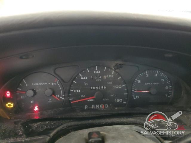 1MEFM50U52G653835 2002 MERCURY SABLE photo no. 9