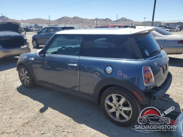 WMWMF7C50ATW88613 2010 MINI COOPER photo no. 2