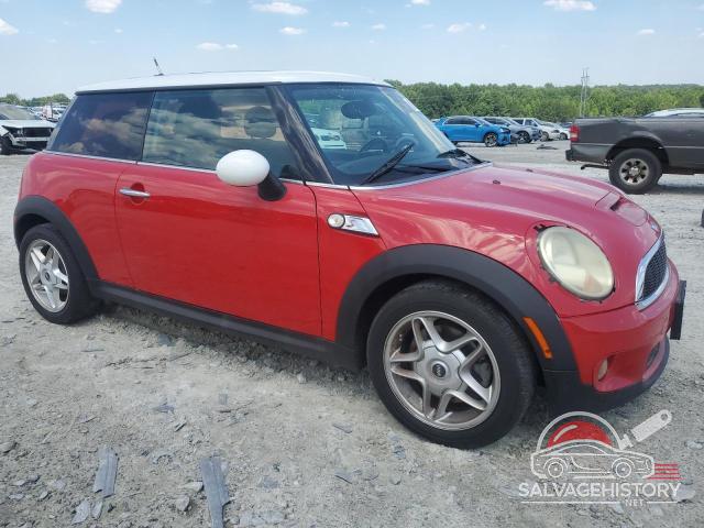 WMWMF7C5XATZ71925 2010 MINI COOPER photo no. 4