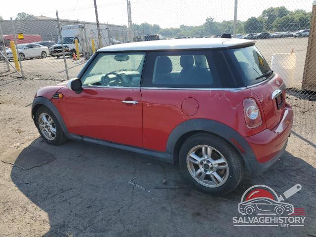 WMWSU3C58BT096044 2011 MINI COOPER photo no. 2