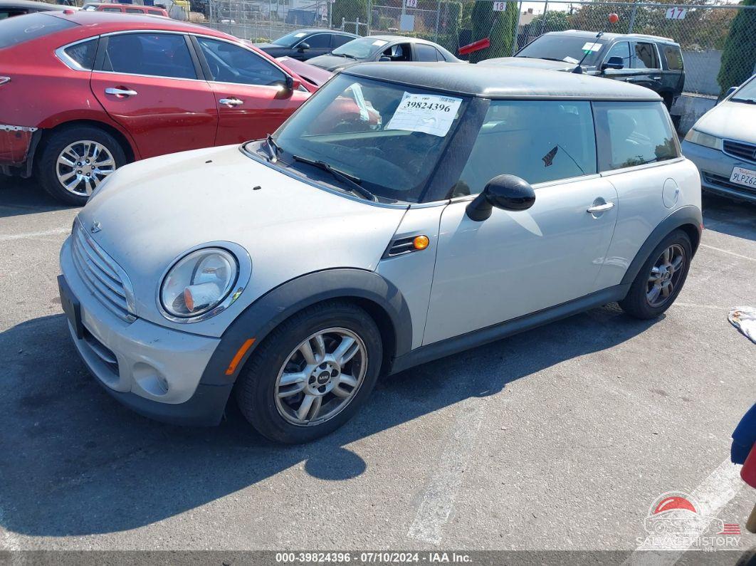 WMWSU3C58CT540816 2012 MINI COOPER photo no. 2