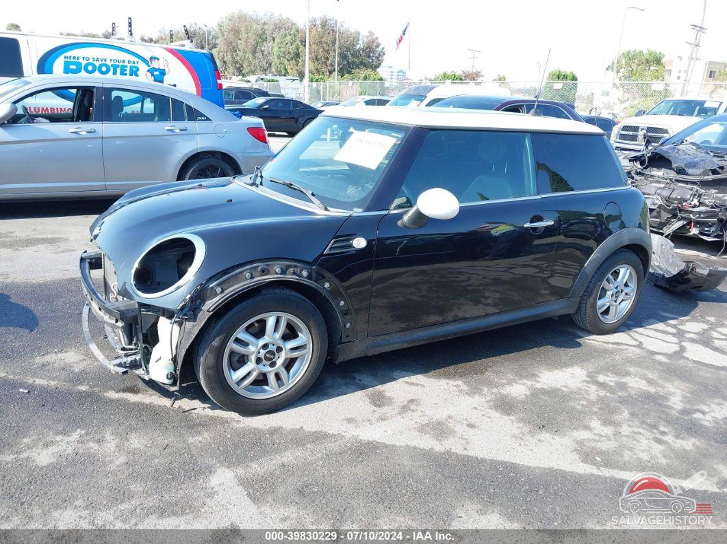 WMWSU3C56DT547491 2013 MINI HARDTOP photo no. 2