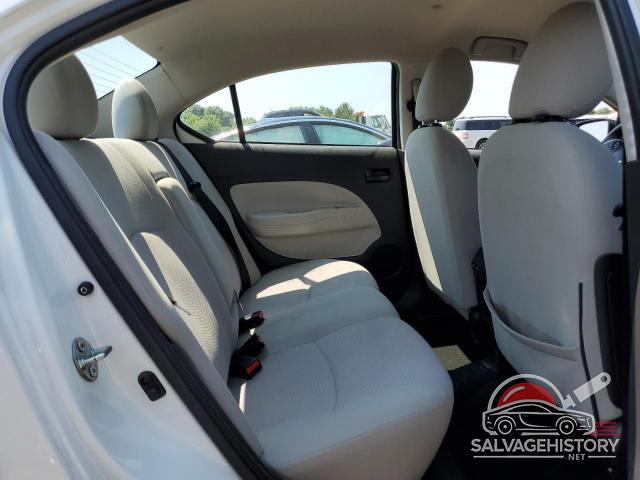 ML32F3FJ2JHF05636 2018 MITSUBISHI MIRAGE photo no. 10