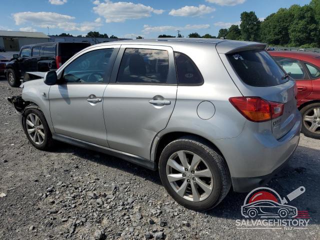 4A4AR3AU7FE014043 2015 MITSUBISHI OUTLANDER photo no. 2