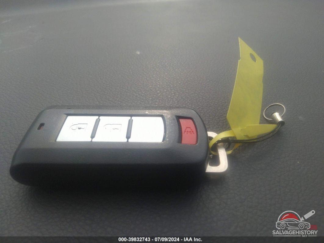 JA4AZ3A35FZ005147 2015 MITSUBISHI OUTLANDER photo no. 11