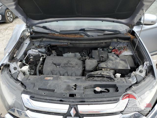 JA4AD3A33GZ018219 2016 MITSUBISHI OUTLANDER photo no. 11