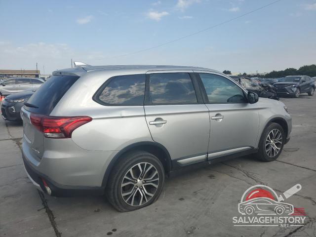 JA4AD2A36JJ002323 2018 MITSUBISHI OUTLANDER photo no. 3