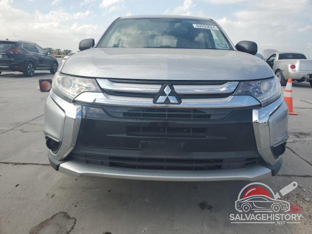 JA4AD2A36JJ002323 2018 MITSUBISHI OUTLANDER photo no. 5